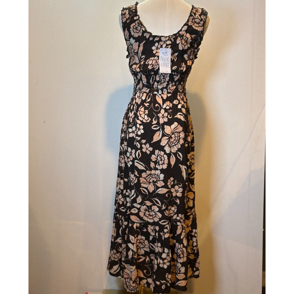 Patrons of Peace Size Small/Maxi Dress/Black - Pink floral/BOHO/beach/vacation - Picture 3 of 4